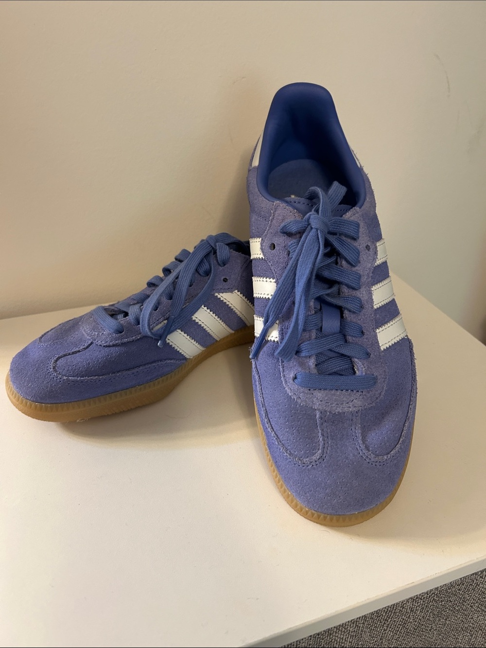 adidas women’s Samba Sneakers in Lavender/periwinkle and White